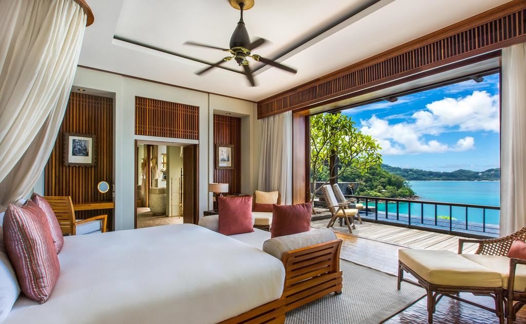 rooms-premier-ocean-view-pool-villa