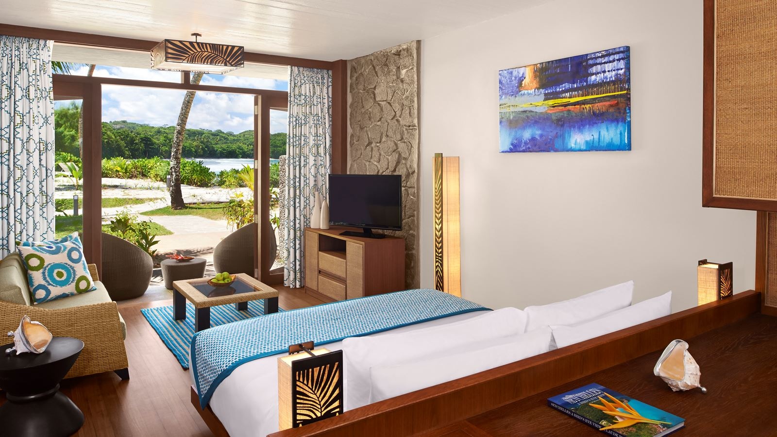 rooms-avani-beachfront-room