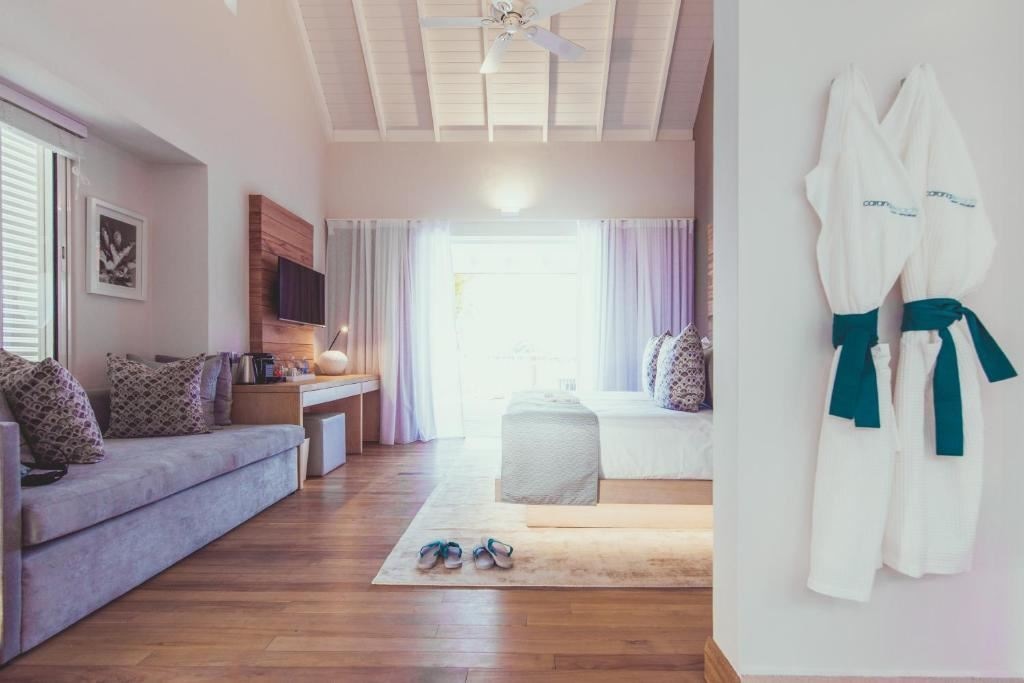 rooms-ocean-view-pool-chalet