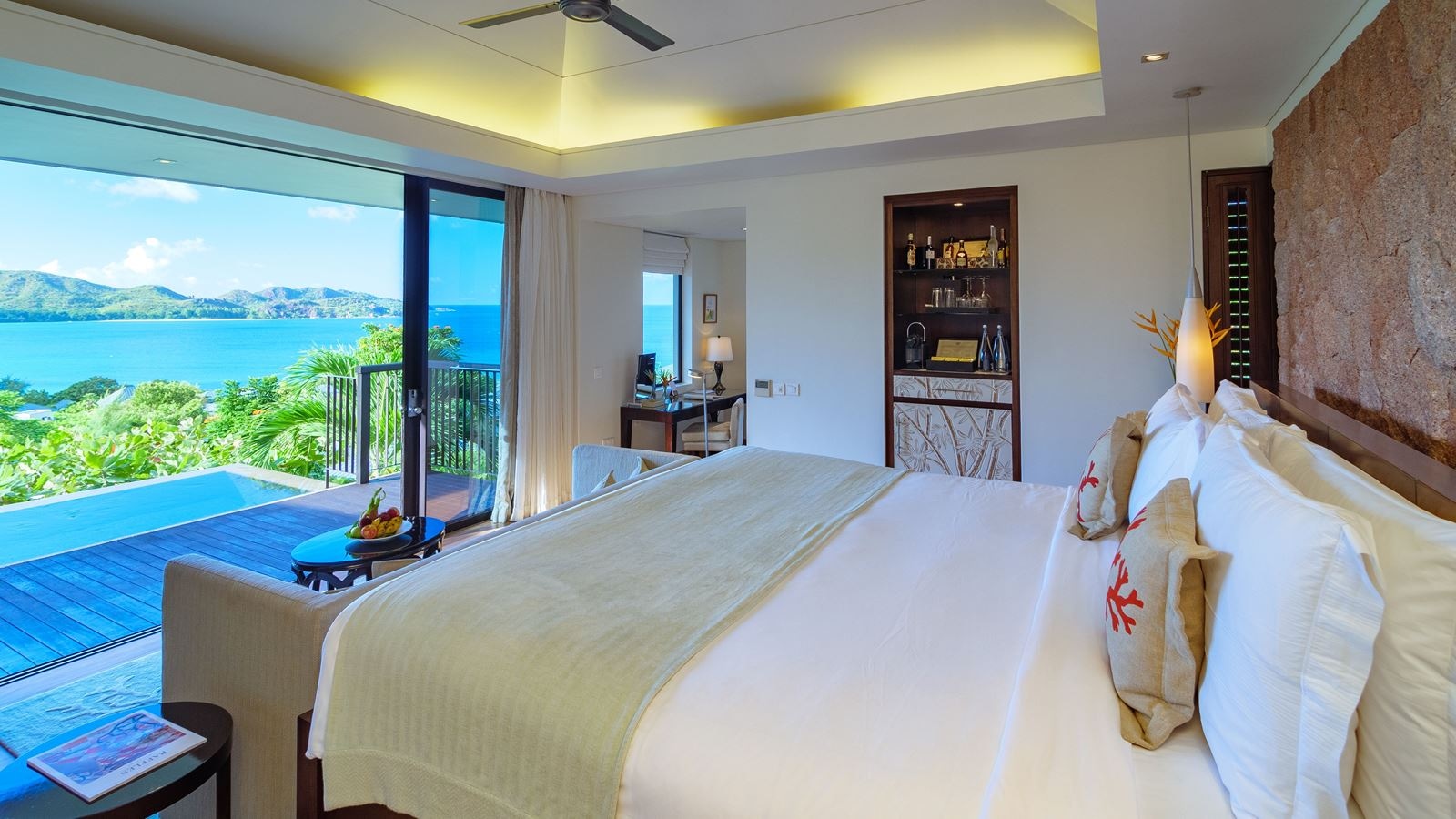 rooms-ocean-view-pool-villa