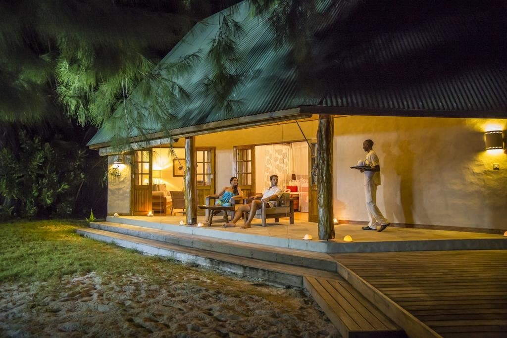 rooms-deluxe-beach-cottage