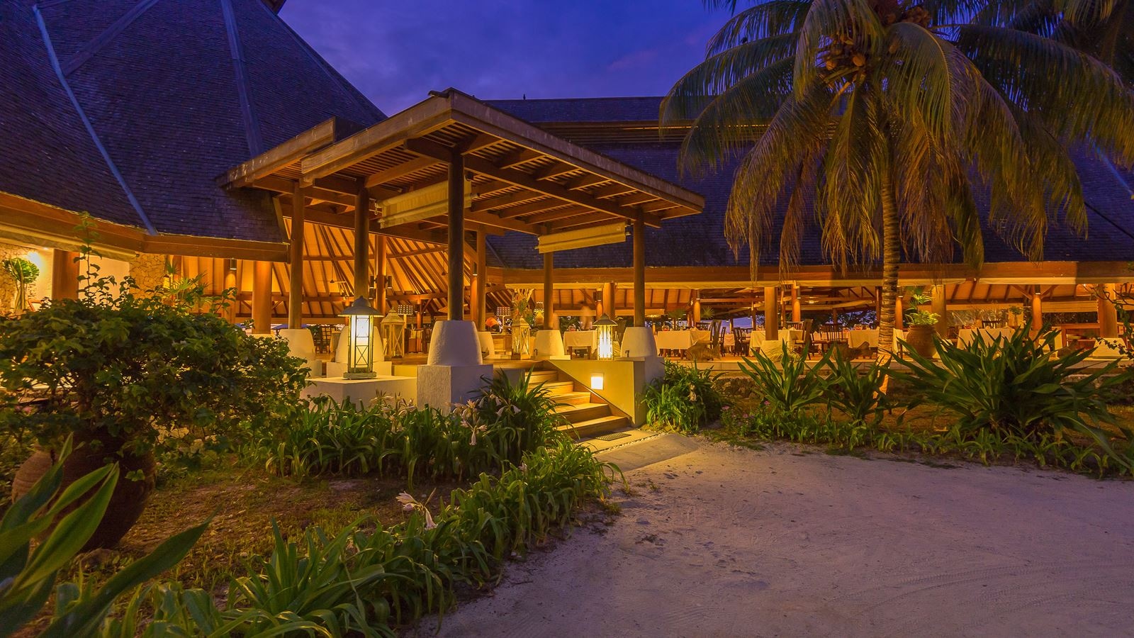 restaurants-main-restaurant