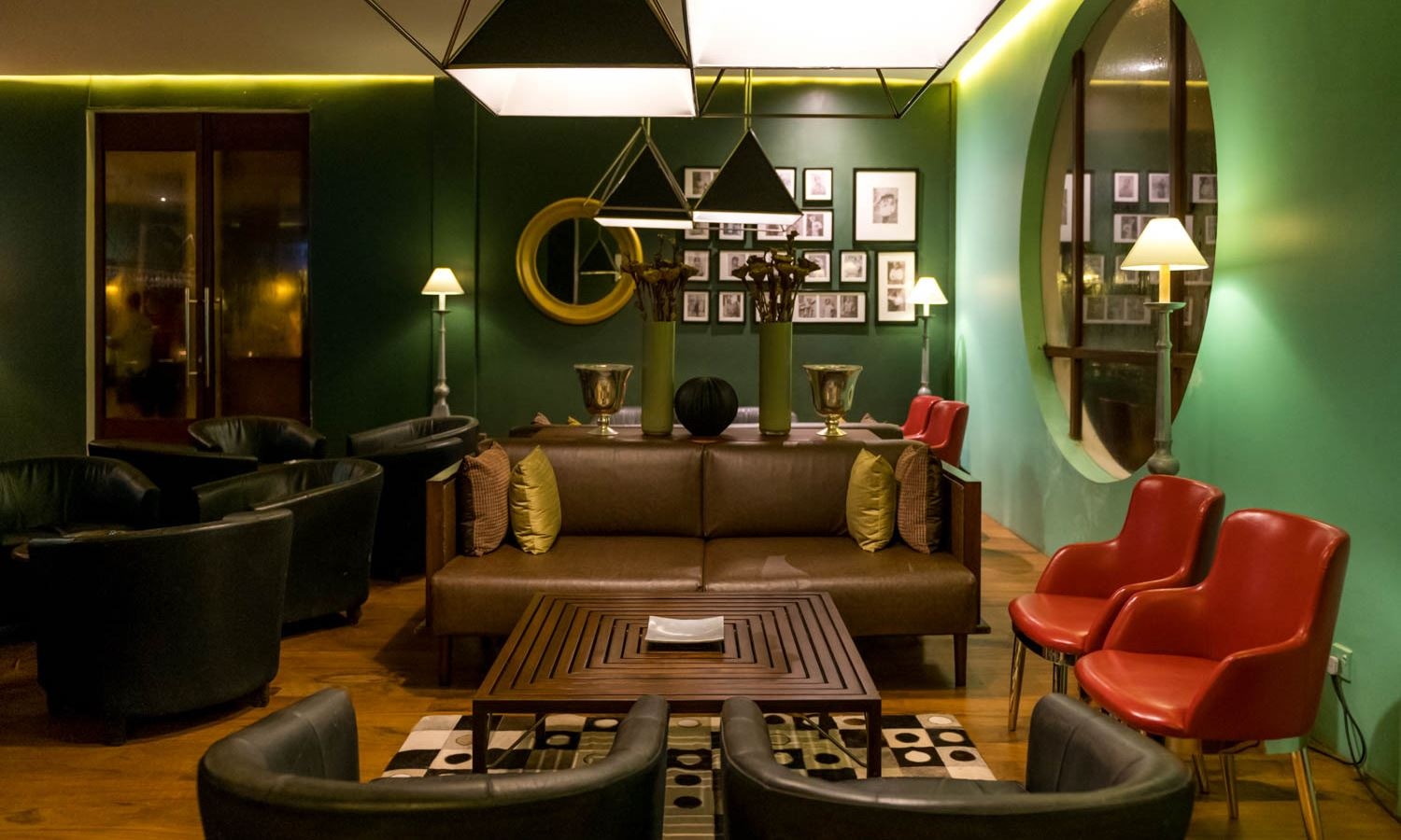 bars-the-portholr-bar