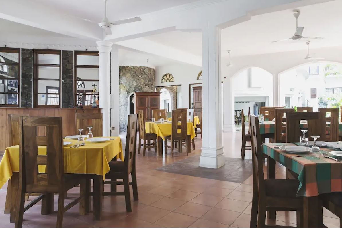 restaurants-the-restaurant