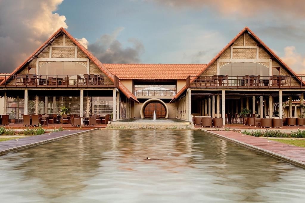 general-main-building