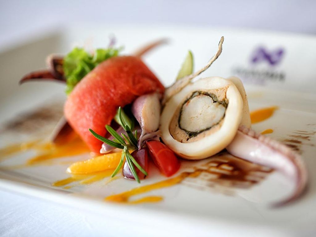 restaurants-the-river--fine-dining-restaurent