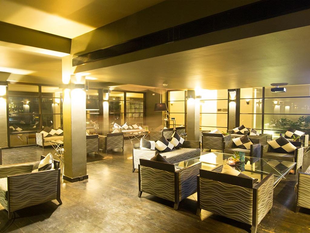 restaurants-the-river--fine-dining-restaurent