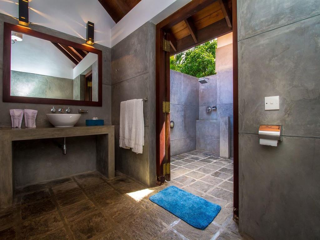 rooms-non-ac-standard-tripple-room