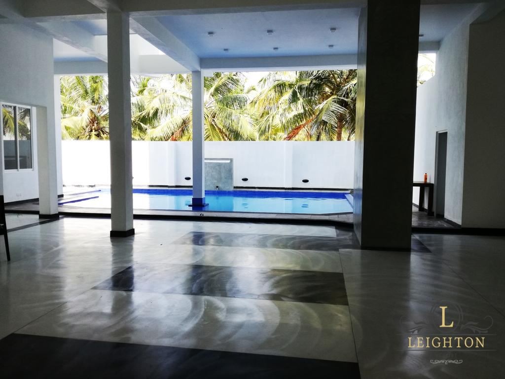 pools-outdoor--indoor-pool