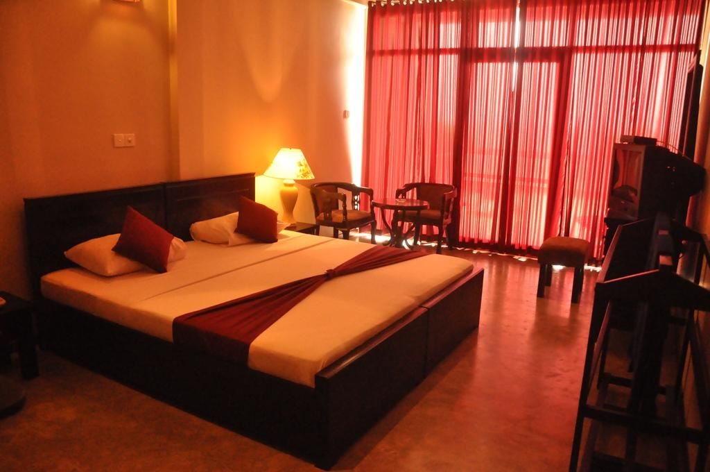 rooms-deluxe--double-room