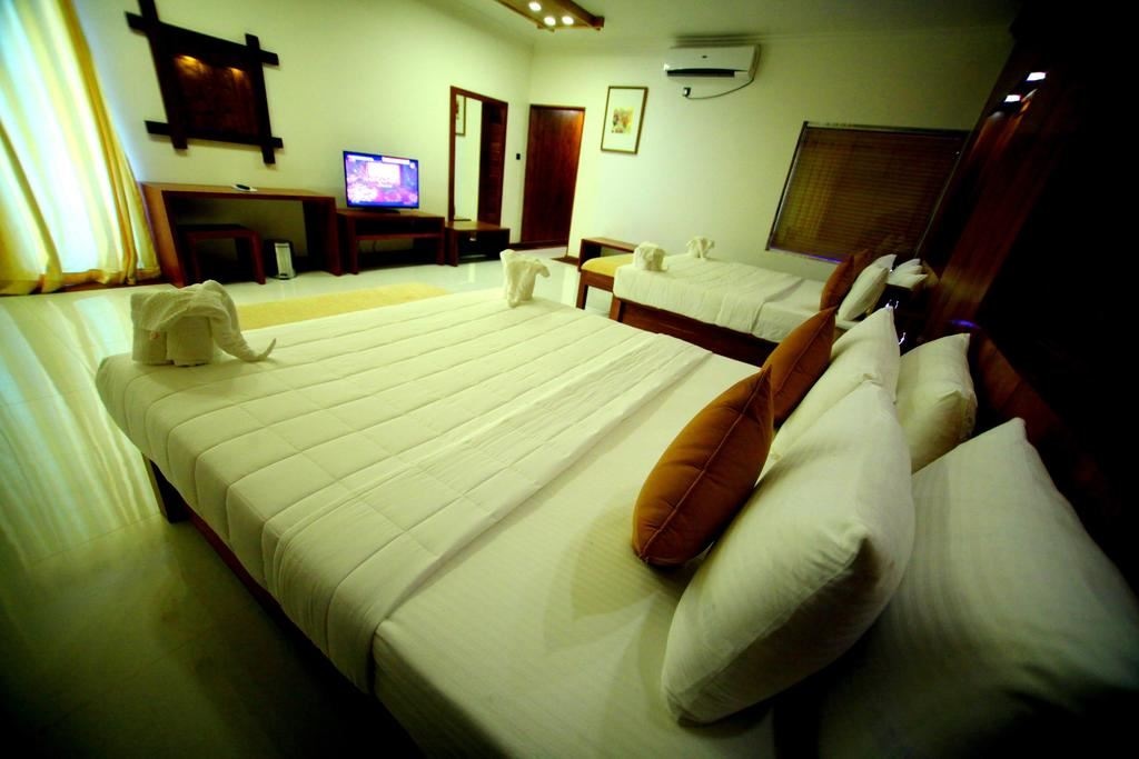 rooms-water-gate-family-suite-sea-view