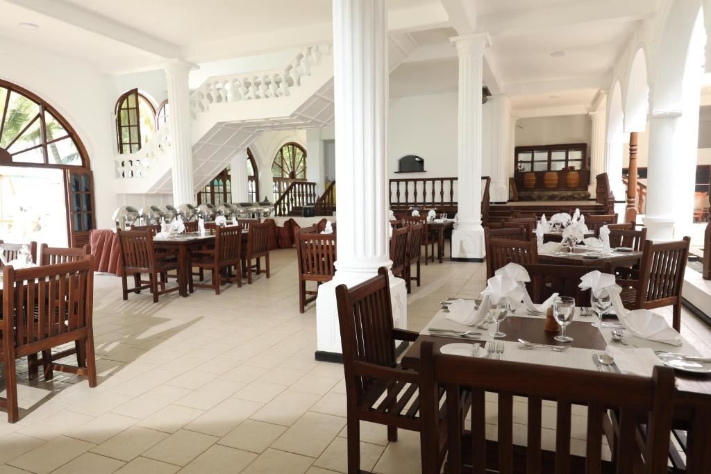 restaurants-main-restaurant