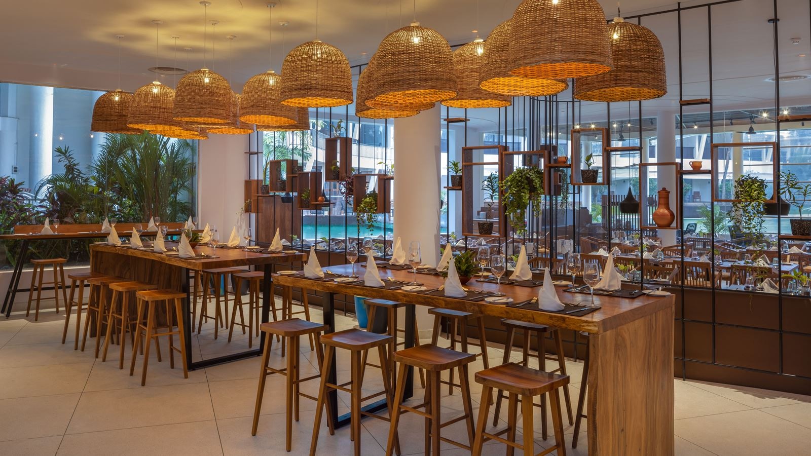 restaurants-garden-of-eden