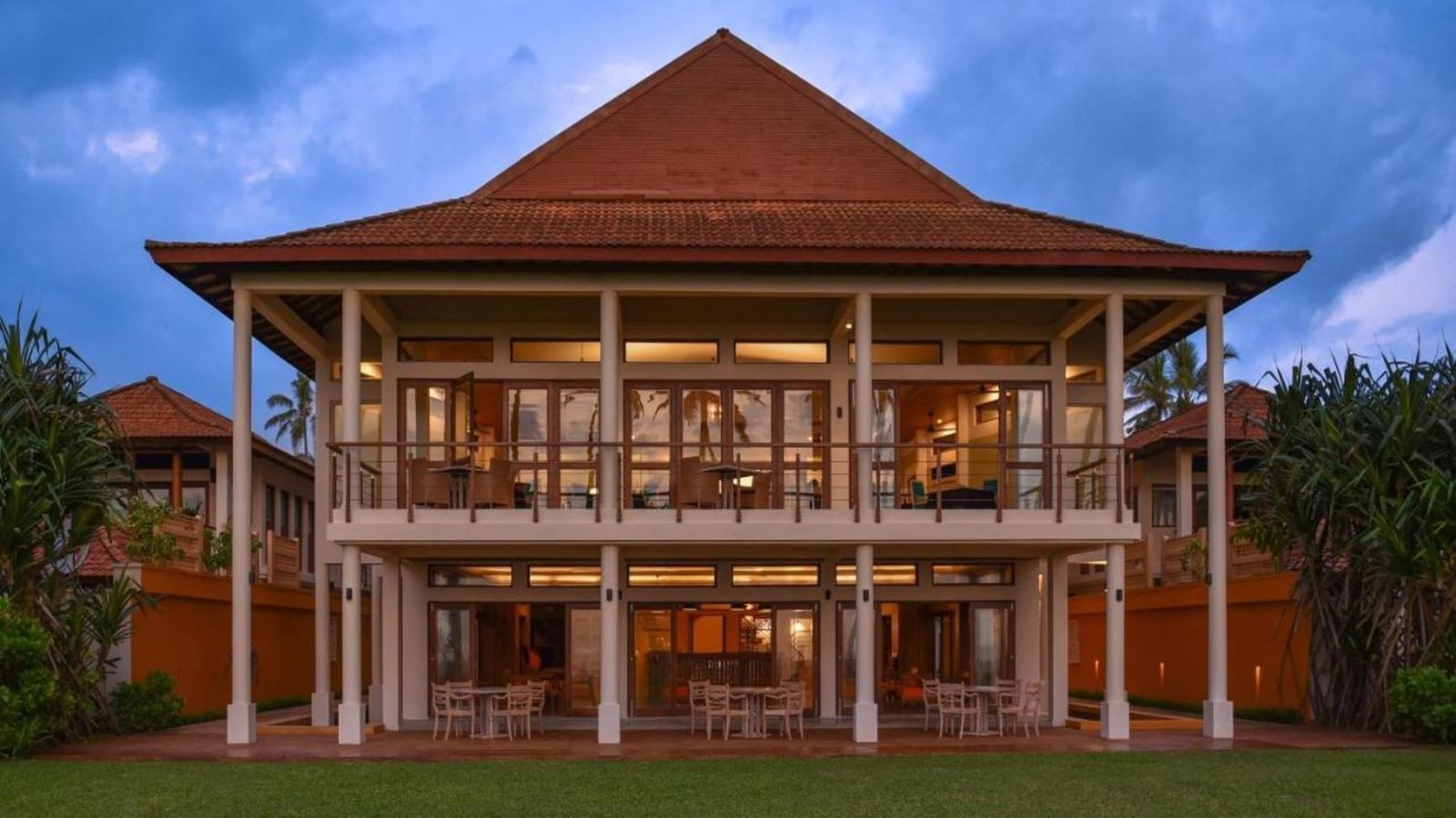 restaurants-restaurant