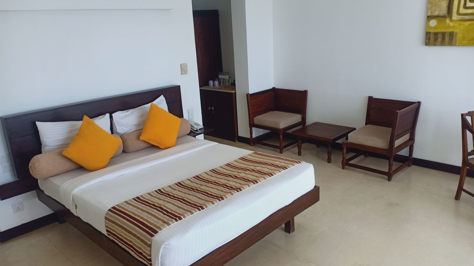 rooms-deluxe-sea-view-room