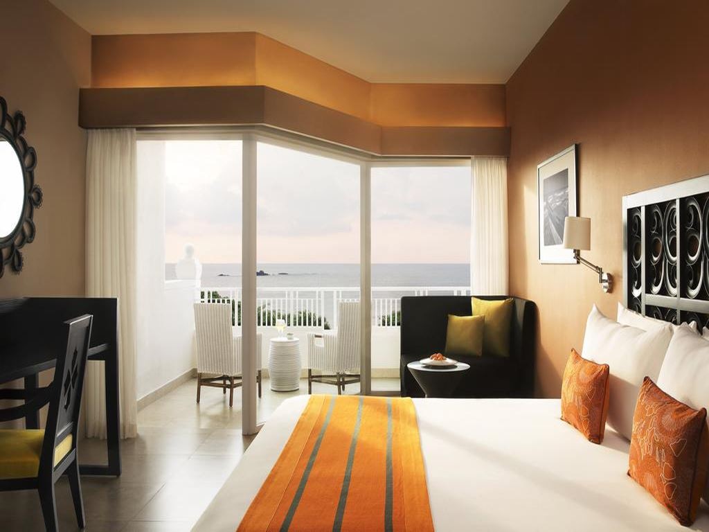 rooms-deluxe-sea-view