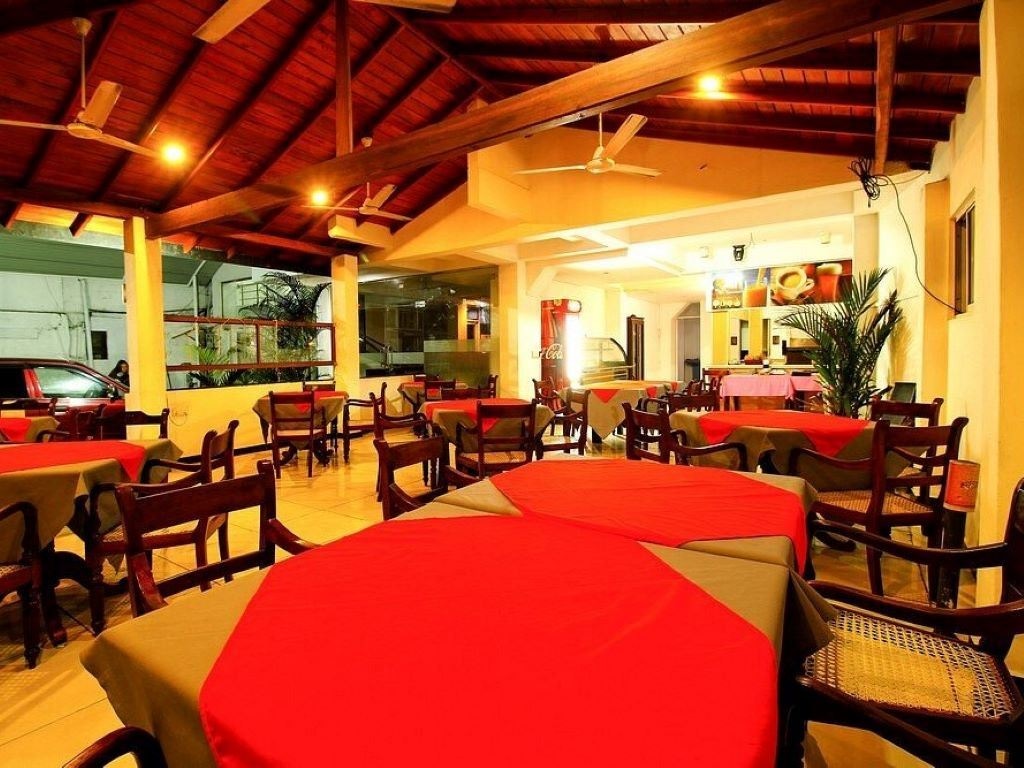 restaurants-main-restaurant