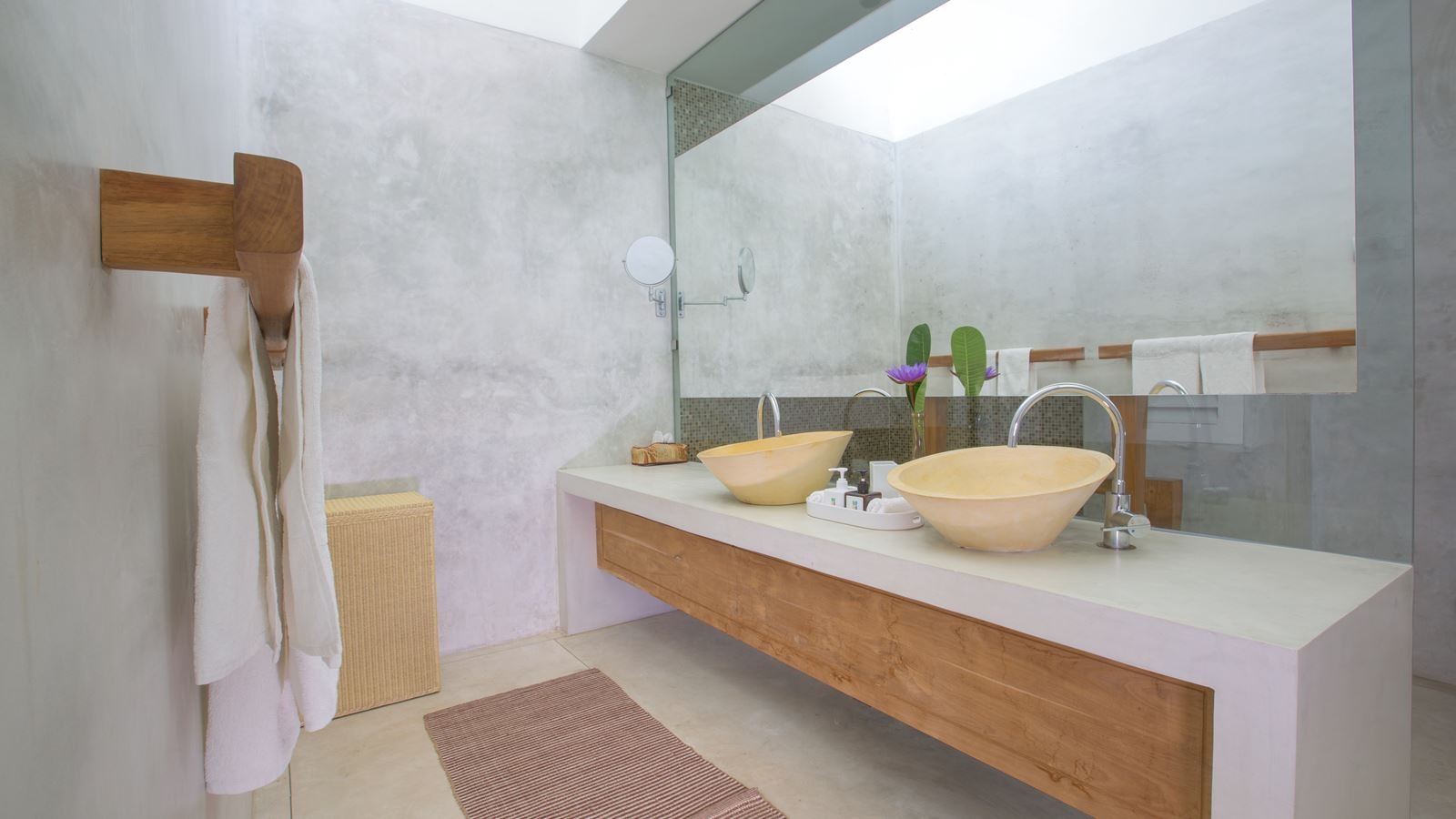 rooms-superior-deluxe-suite