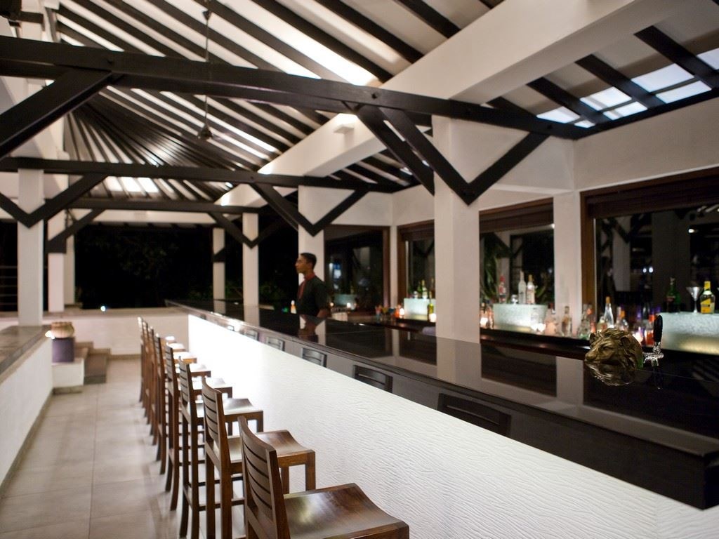 bars-aqua-bar--lounge