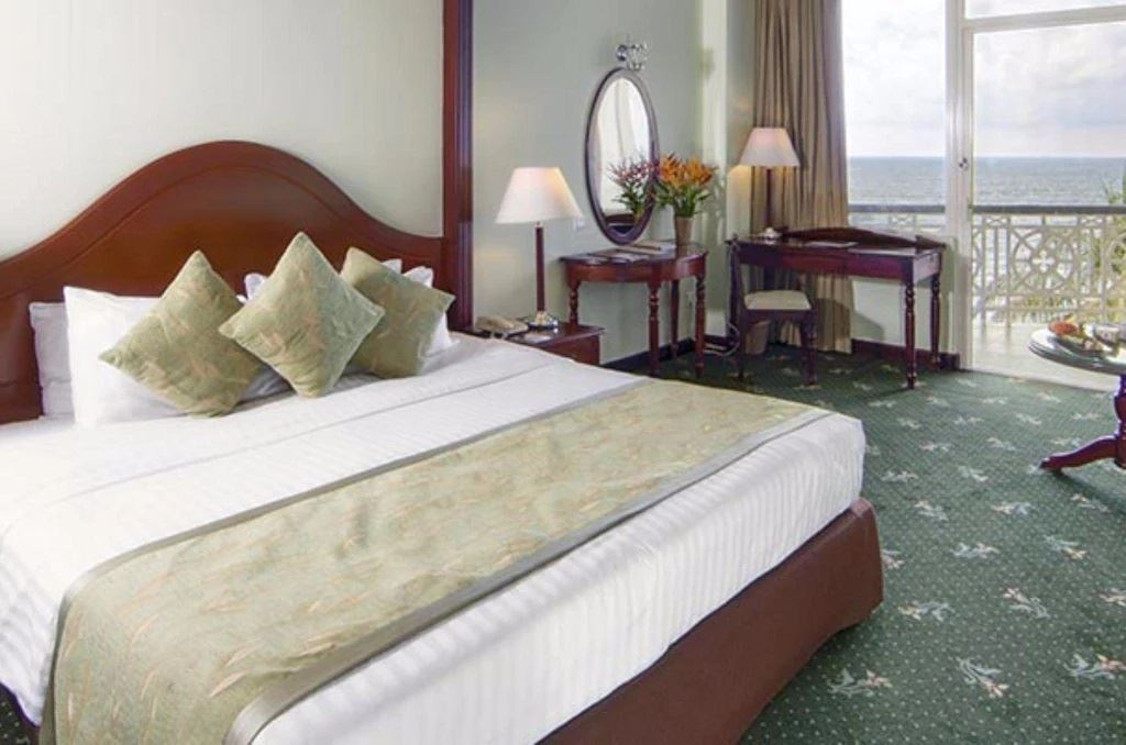 rooms-ocean-view-room