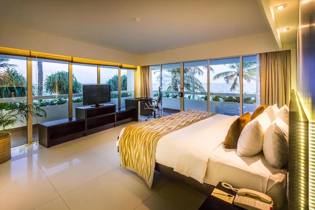 rooms-ocean-view-suite