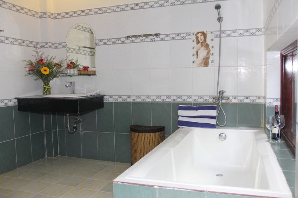 rooms-villa-garden-view