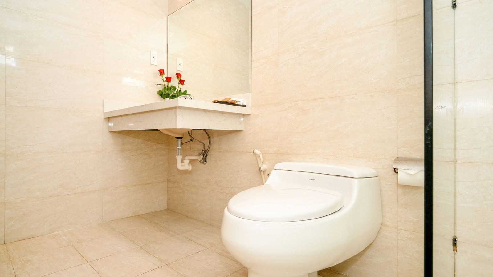 rooms-deluxe-city-view