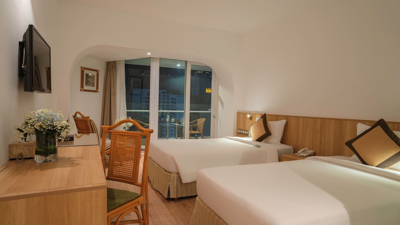 rooms-partial-sea-view-room-child-without-extra-bed