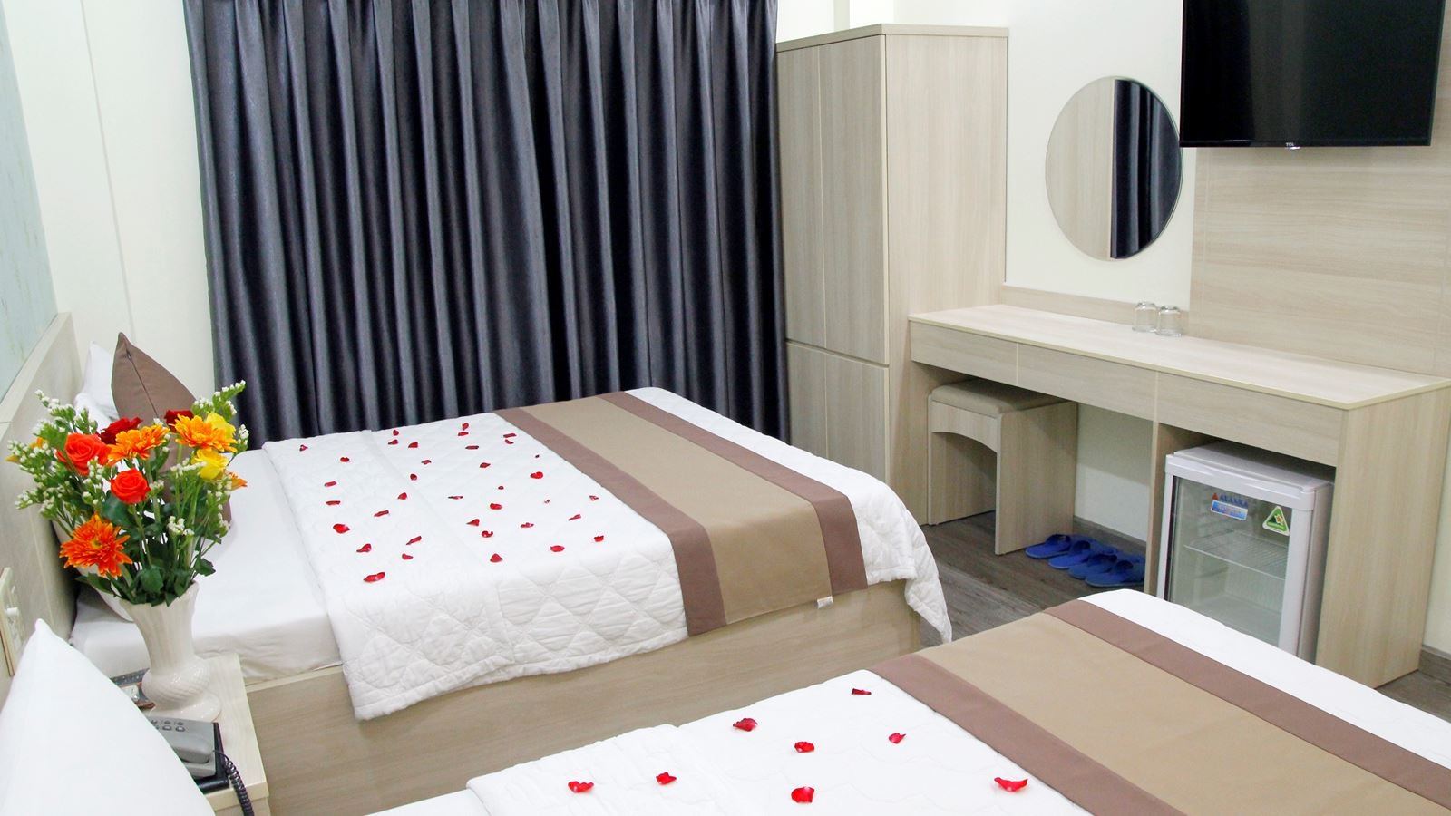 rooms-standard-twin-room