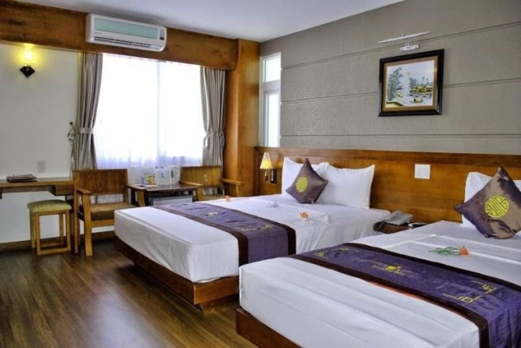 rooms-deluxe-city-view