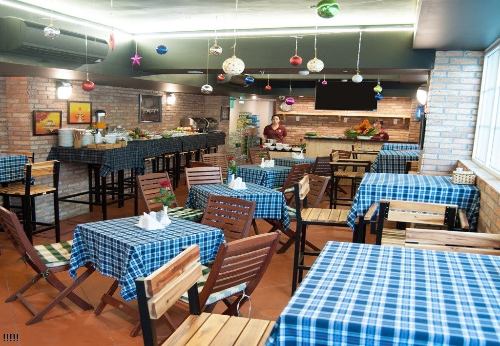 restaurants-restaurants