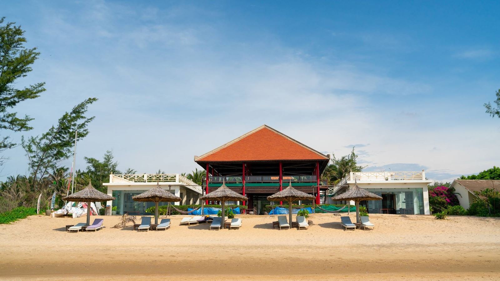 restaurants-beach-restaurant