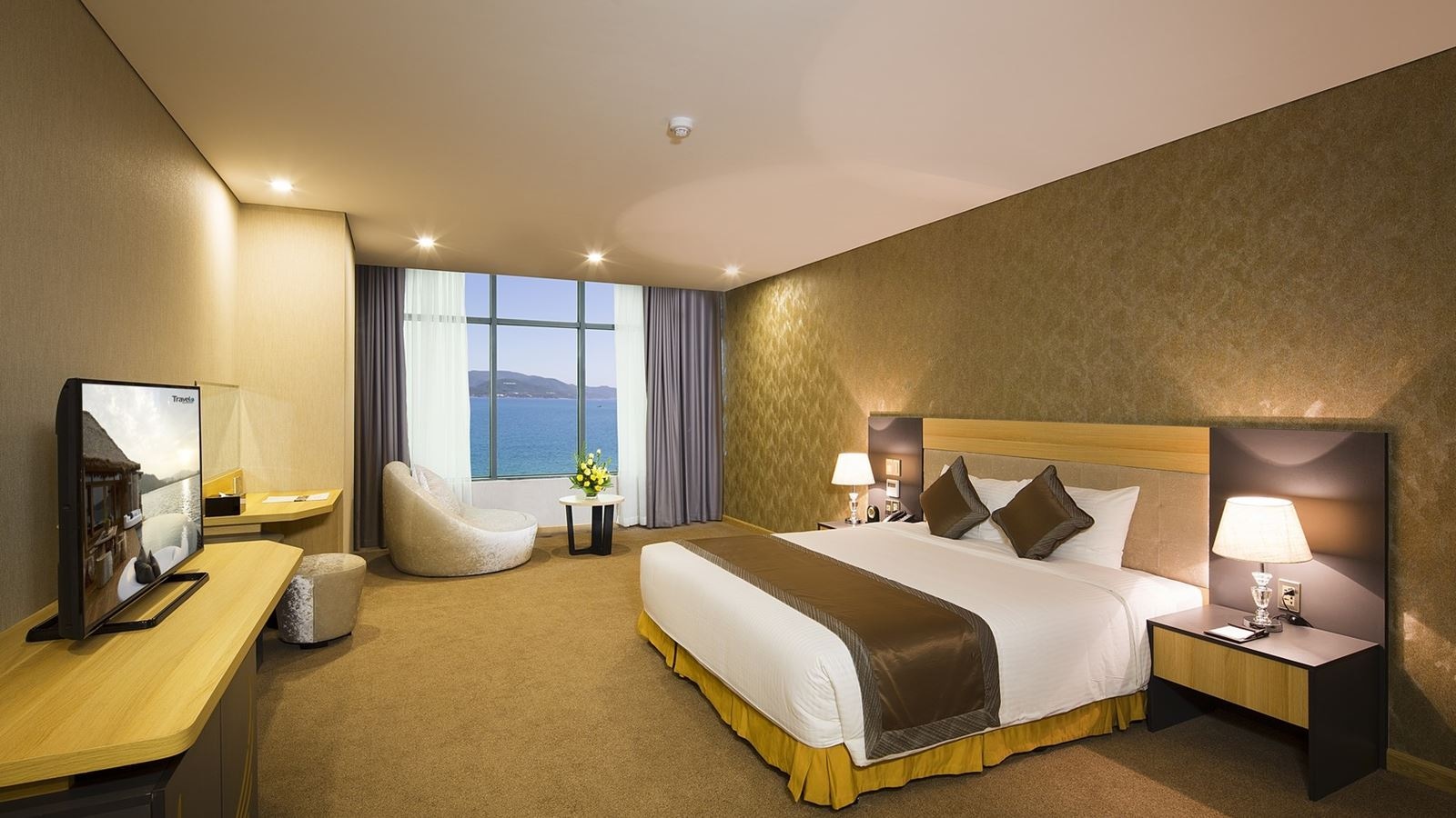 rooms-deluxe-kingtwin-ocean