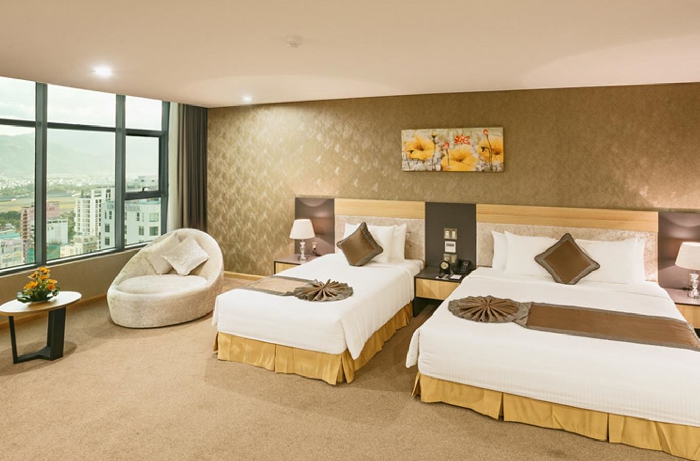 rooms-deluxe-family-triple