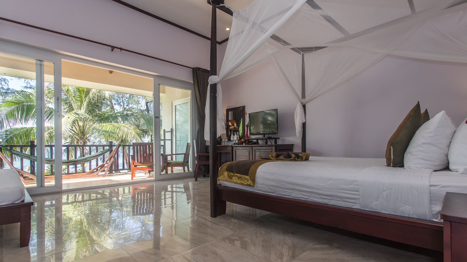 rooms-villa-beachfront