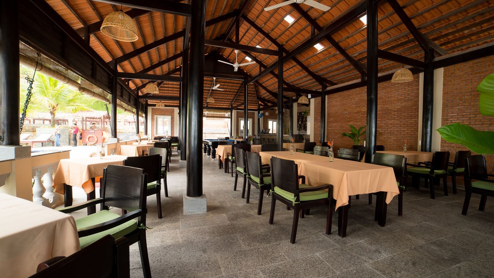 restaurants-sunny-restaurant