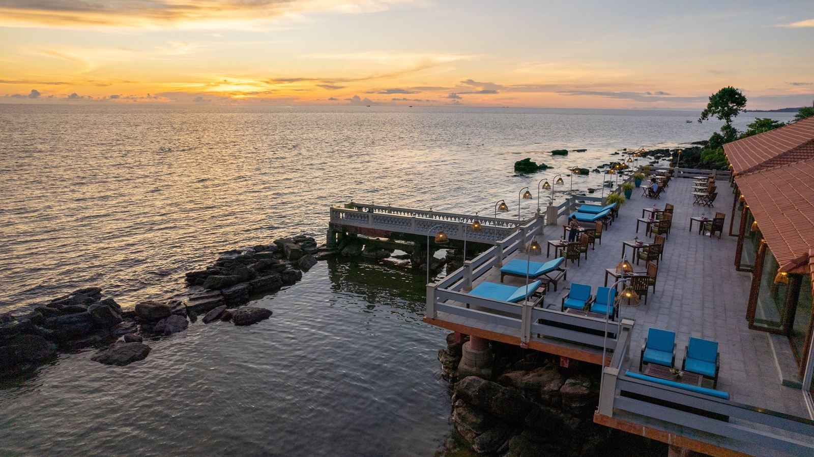 restaurants-sunset-restaurant