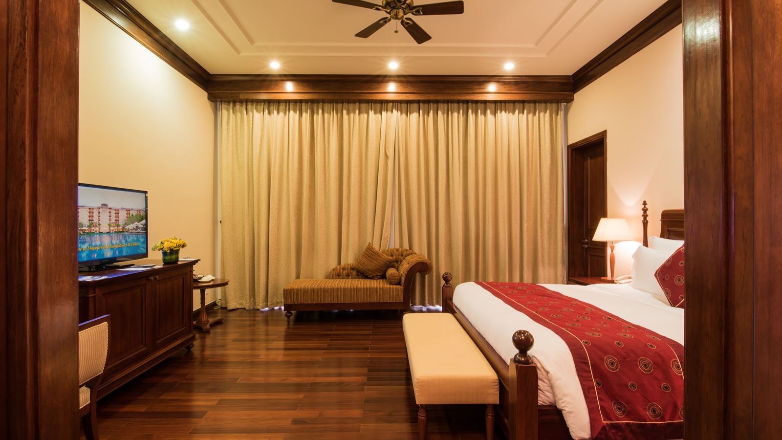 rooms-executive-suite