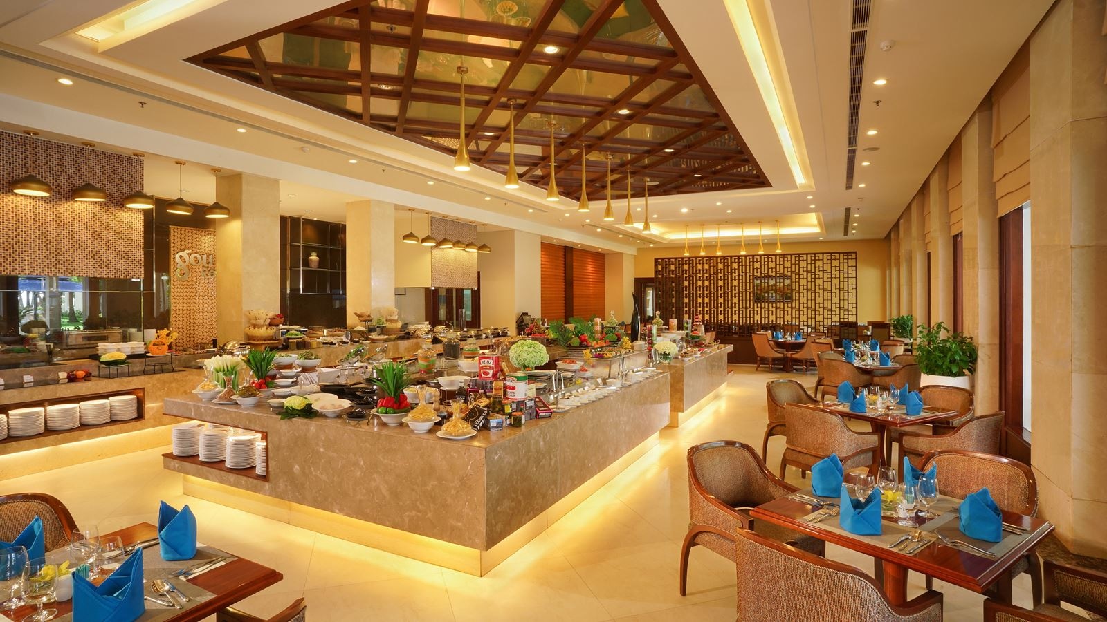 restaurants-gourmet-restaurant