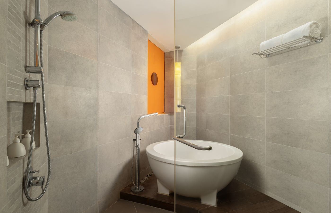 rooms-garden-balcony-grand