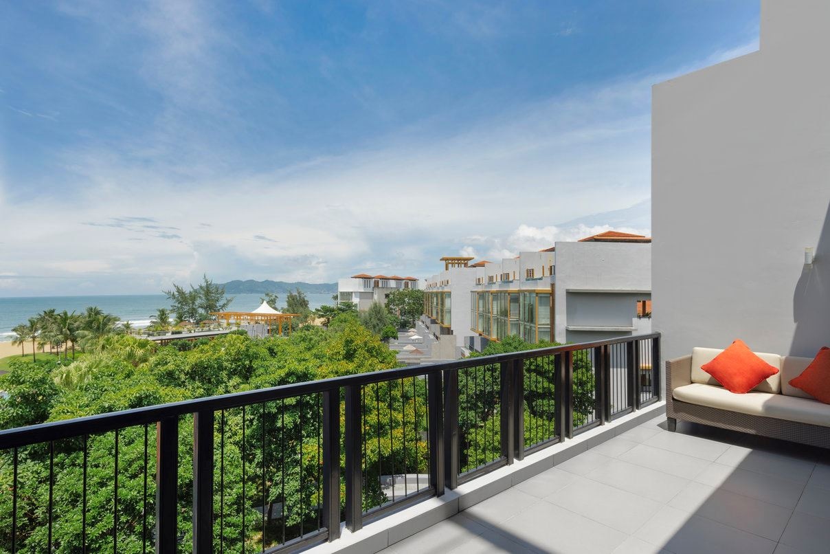 rooms-seaview-balcony-grand