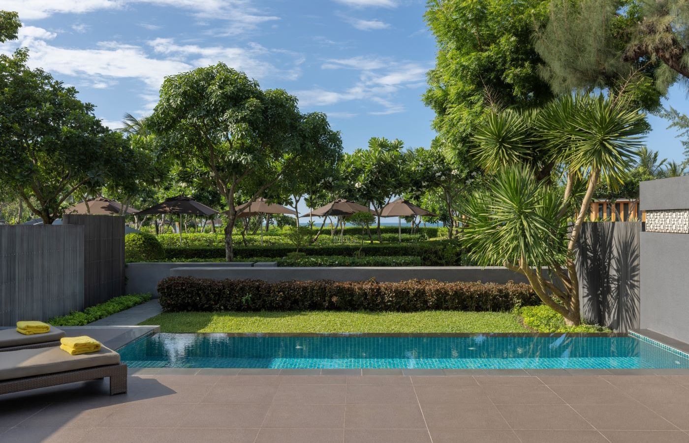 rooms-courtyard-2bedroom-pool-suite