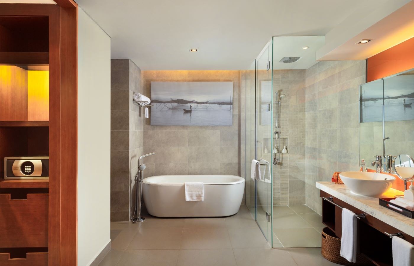 rooms-beachfront-2bedroom-pool-suite