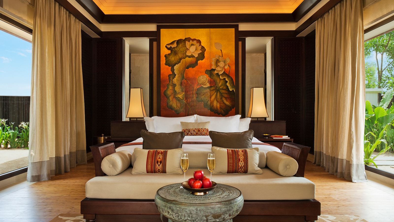 rooms-lagoon-pool-villa