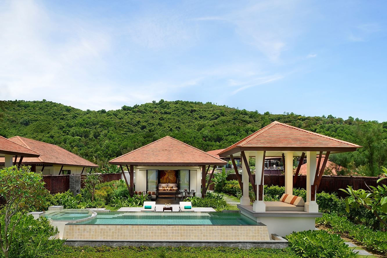 rooms-beach-pool-villa