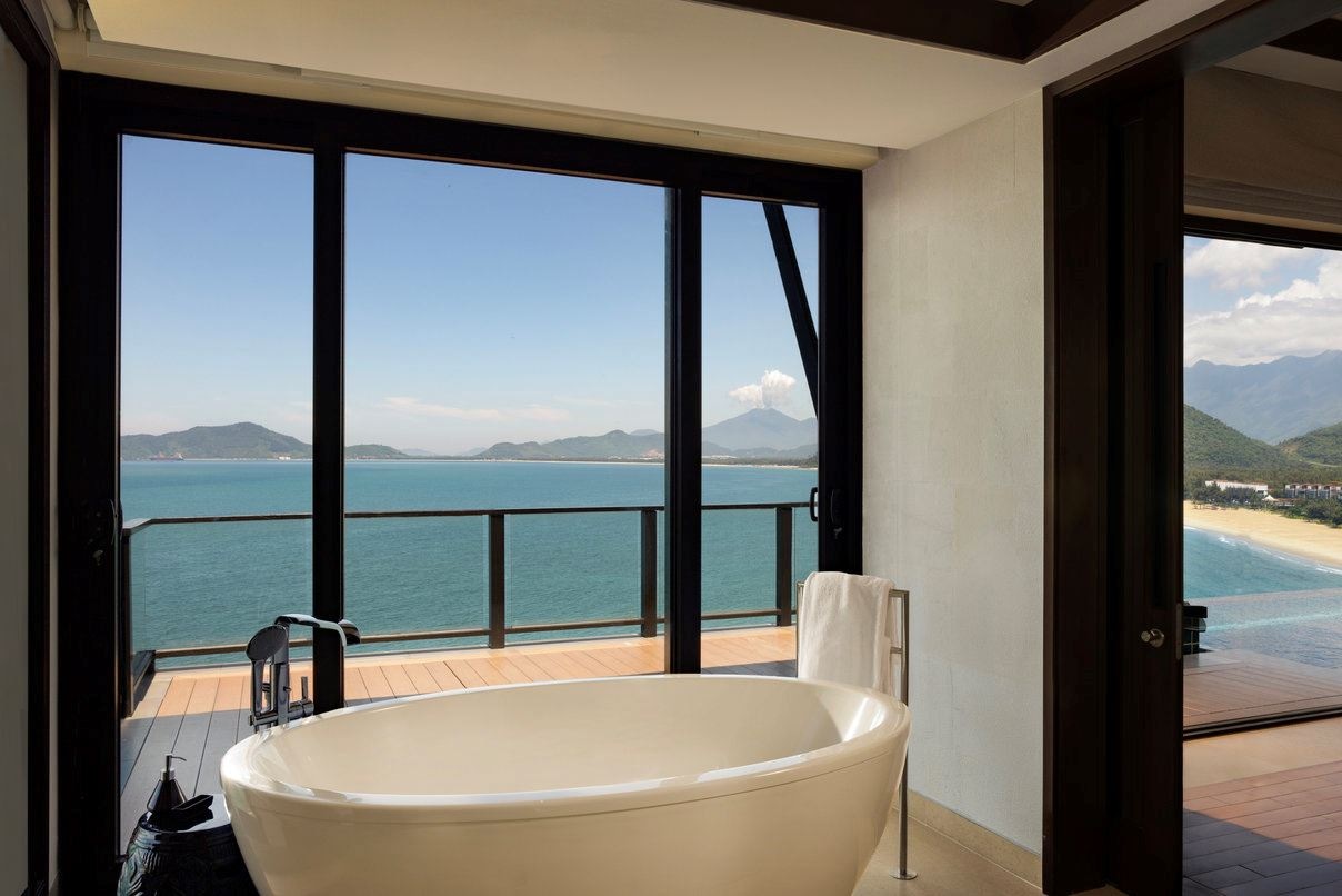 rooms-1bedroom-sea-view-hill-pool-villa