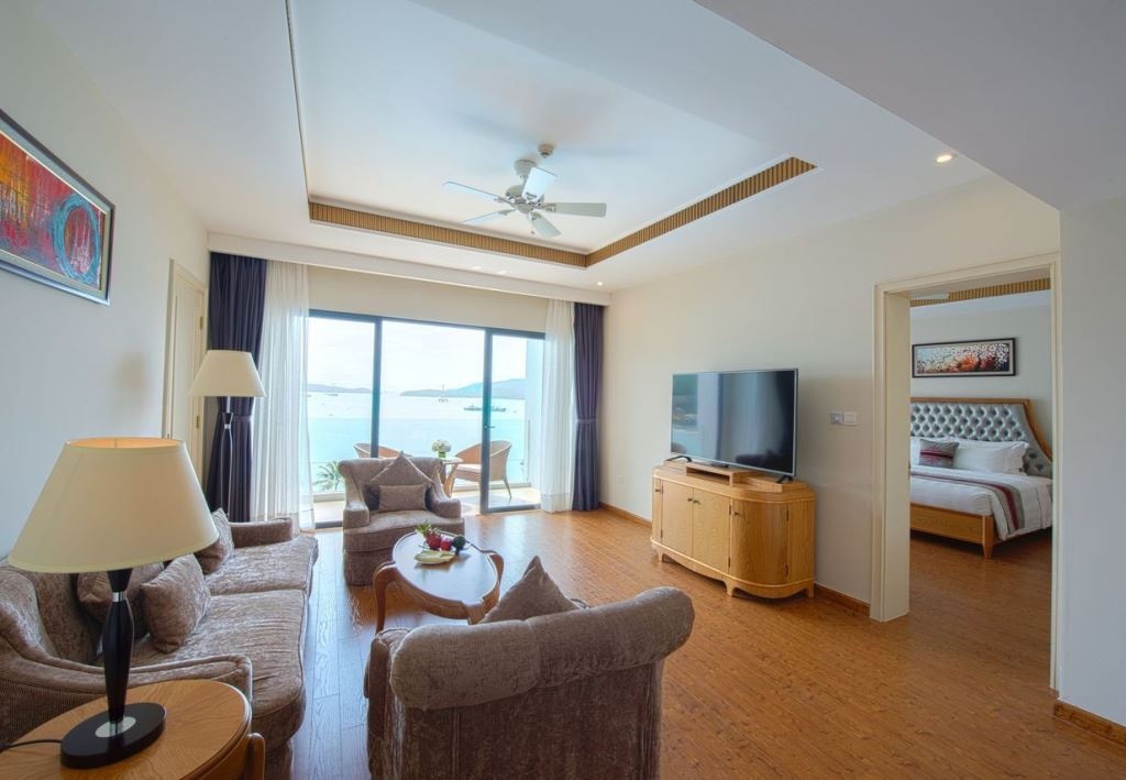 rooms-villa-3-bedroom-beachfront-no-extra-bed