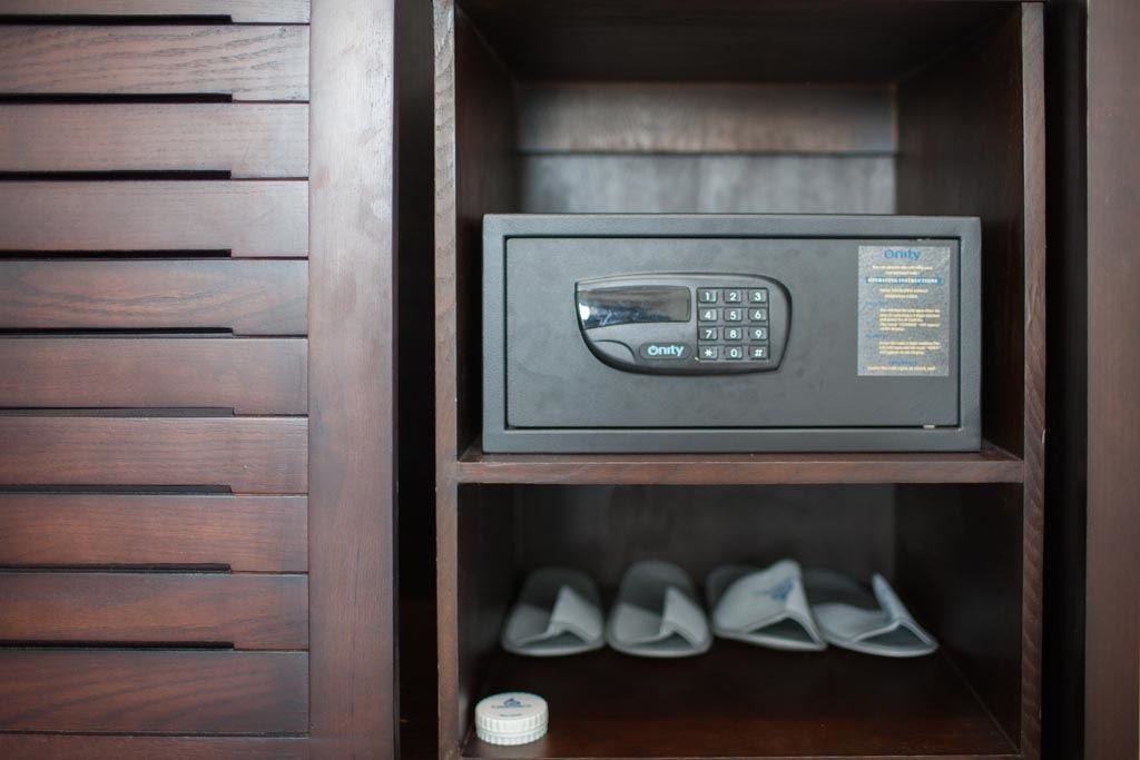 rooms-club-luxury-ocean-view