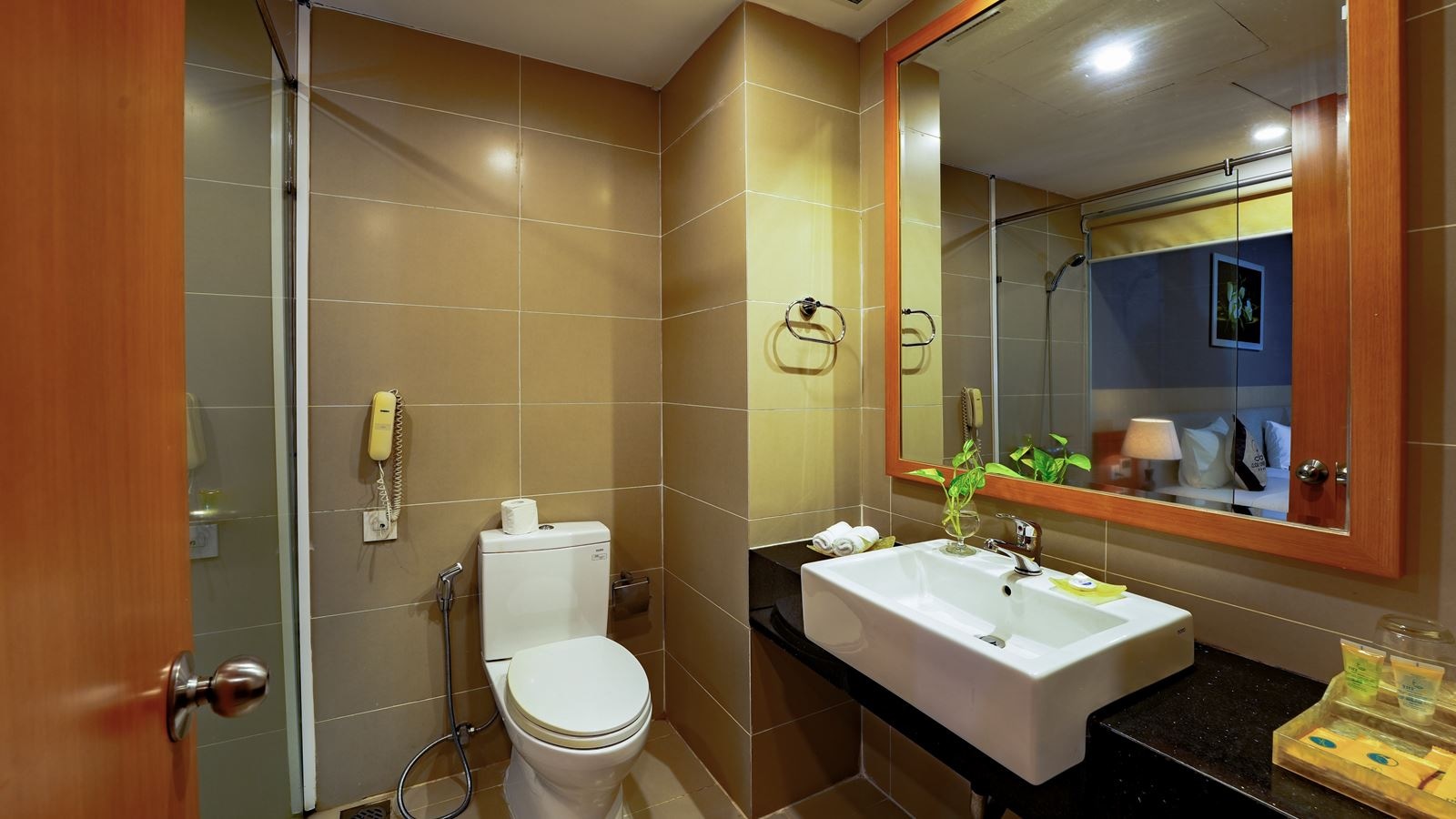 rooms-room-senior-ocean-view