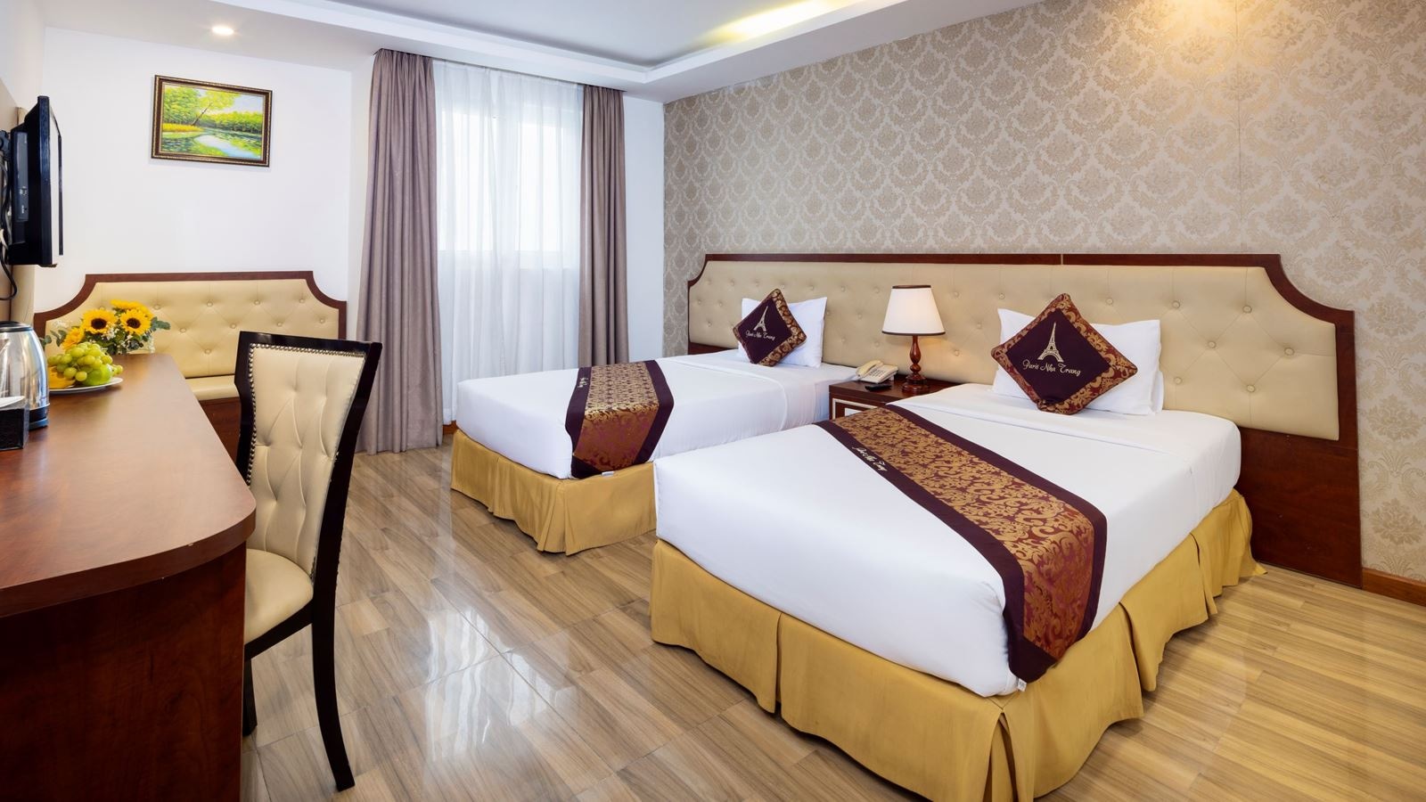 rooms-room-deluxe-cityview